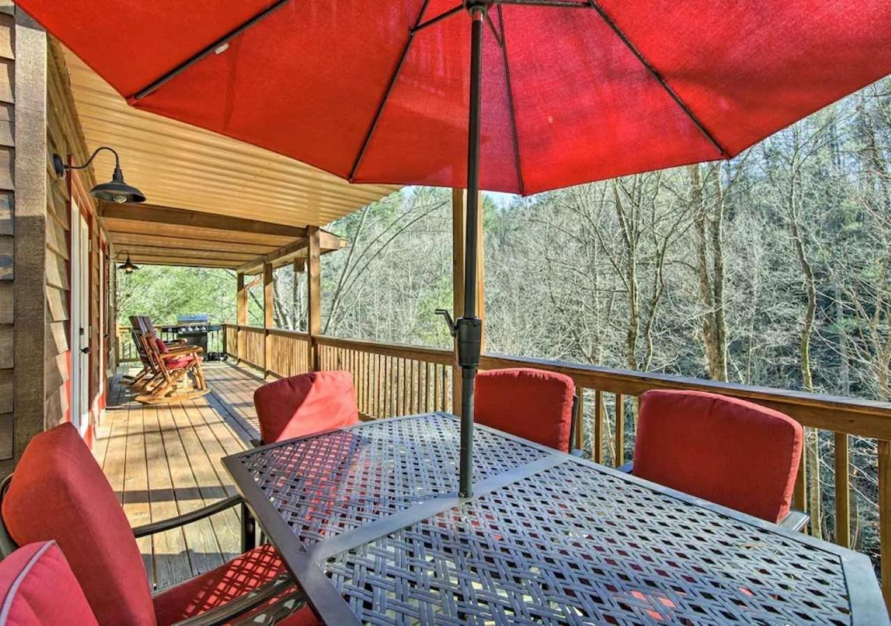Amazing Creek View Cabin W/ Hot Tub, Firepit & Pool Table Ellijay Exterior foto